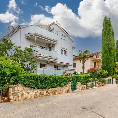 Holiday House Margeta