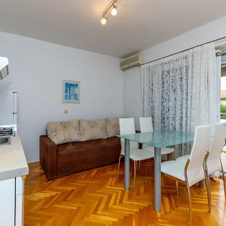Holiday House Margeta