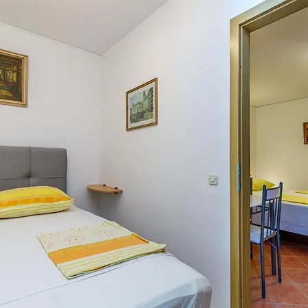 Holiday House Margeta * Kaštelir